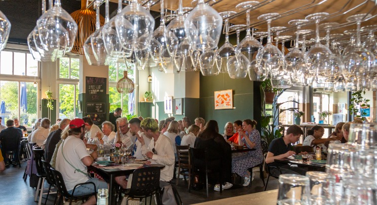 Castricum aan tafel — familie-kids in Castricum